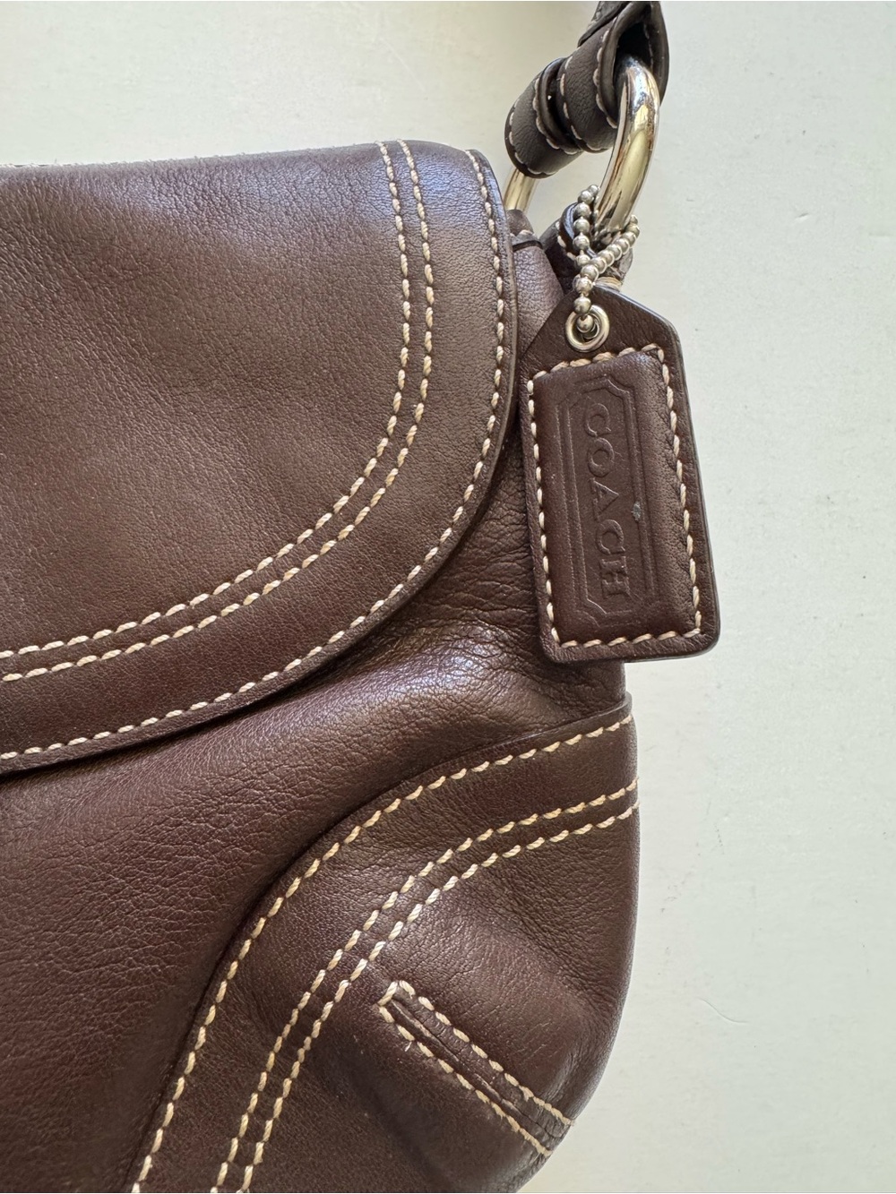 Coach Vintage Soho Brown Leather Shoulder Bag with Buckle Detail - Picture 4 of 8